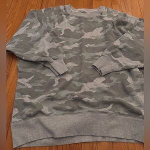 Aerie camo gray sweatshirt size XL